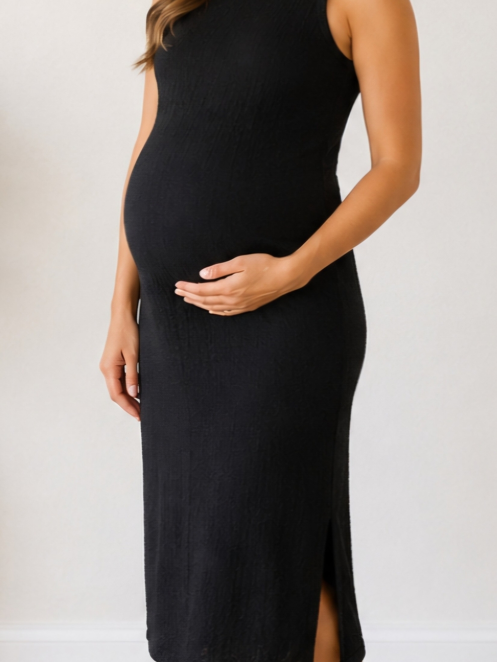 Motherhood Maternity Black Textured Sleeveless Midi Dress Size Small NWT